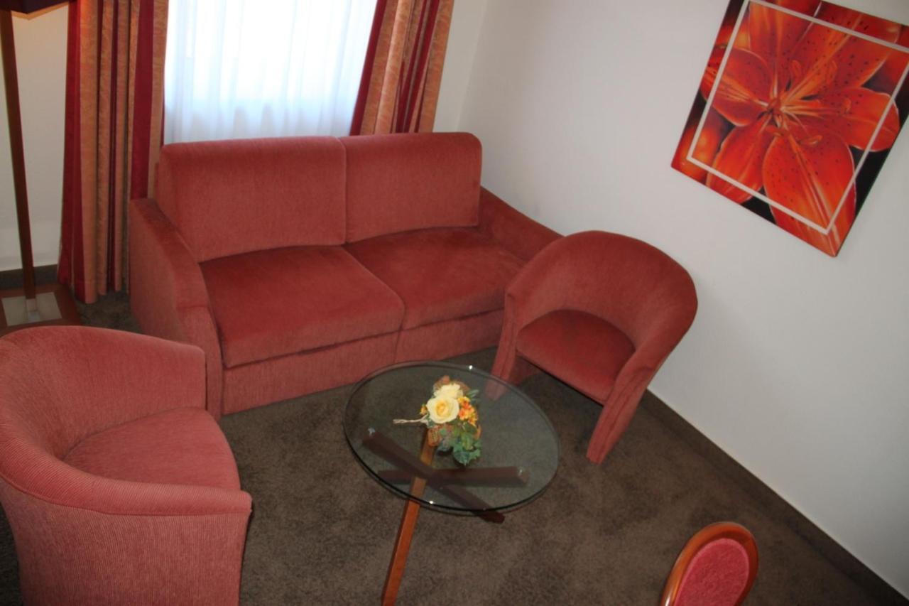 Buskes Hotel Steinförde Wietzendorf Rum bild