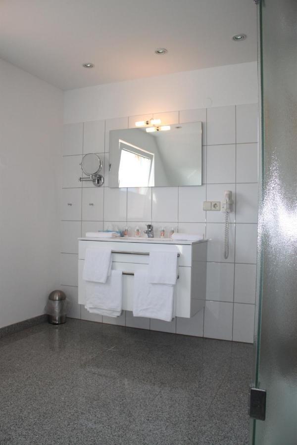 Buskes Hotel Steinförde Wietzendorf Rum bild